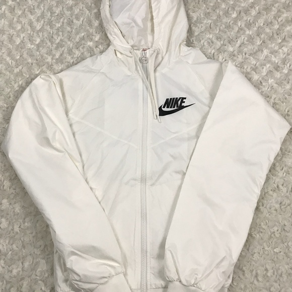 Nike Jackets & Blazers - Nike Women's Windrunner Hooded Jacket White XS NWT